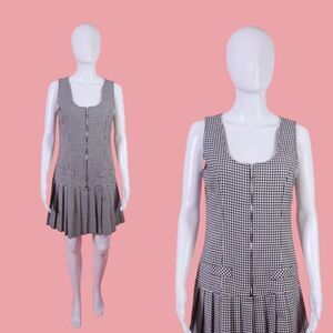 1990s CHECKERED NEW STAR Dress W/Exposed Zipper &Pleated Skirt. Medium-Large